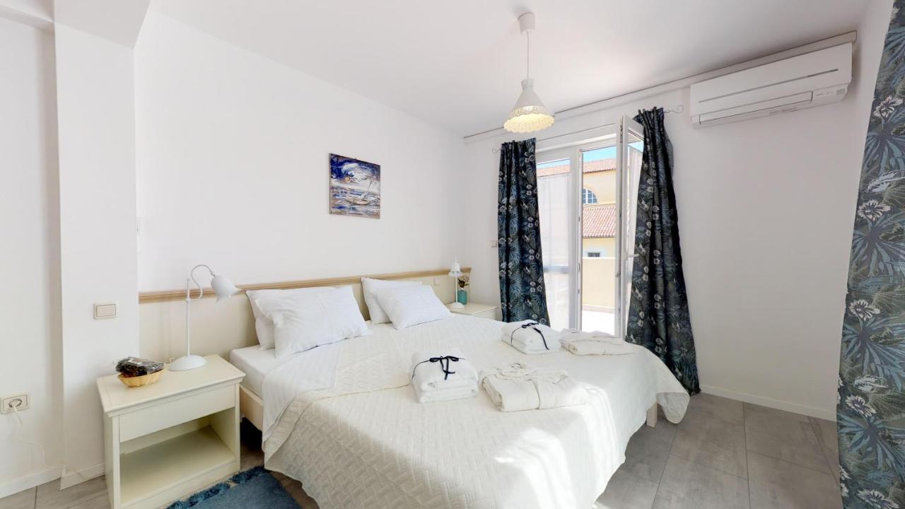 Stella Deluxe Superior 5 Star Apartment, Your Piece Of Heaven By The Sea & Park, With Sea View Novigrad  Екстер'єр фото