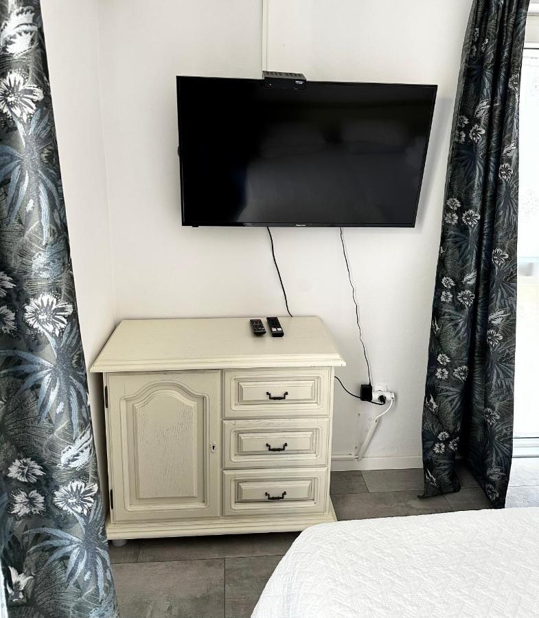 Stella Deluxe Superior 5 Star Apartment, Your Piece Of Heaven By The Sea & Park, With Sea View Novigrad  Екстер'єр фото